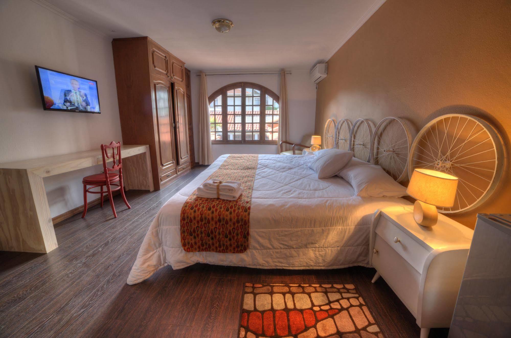 La Tua Casa Hotel Boutique Cochabamba Exteriör bild